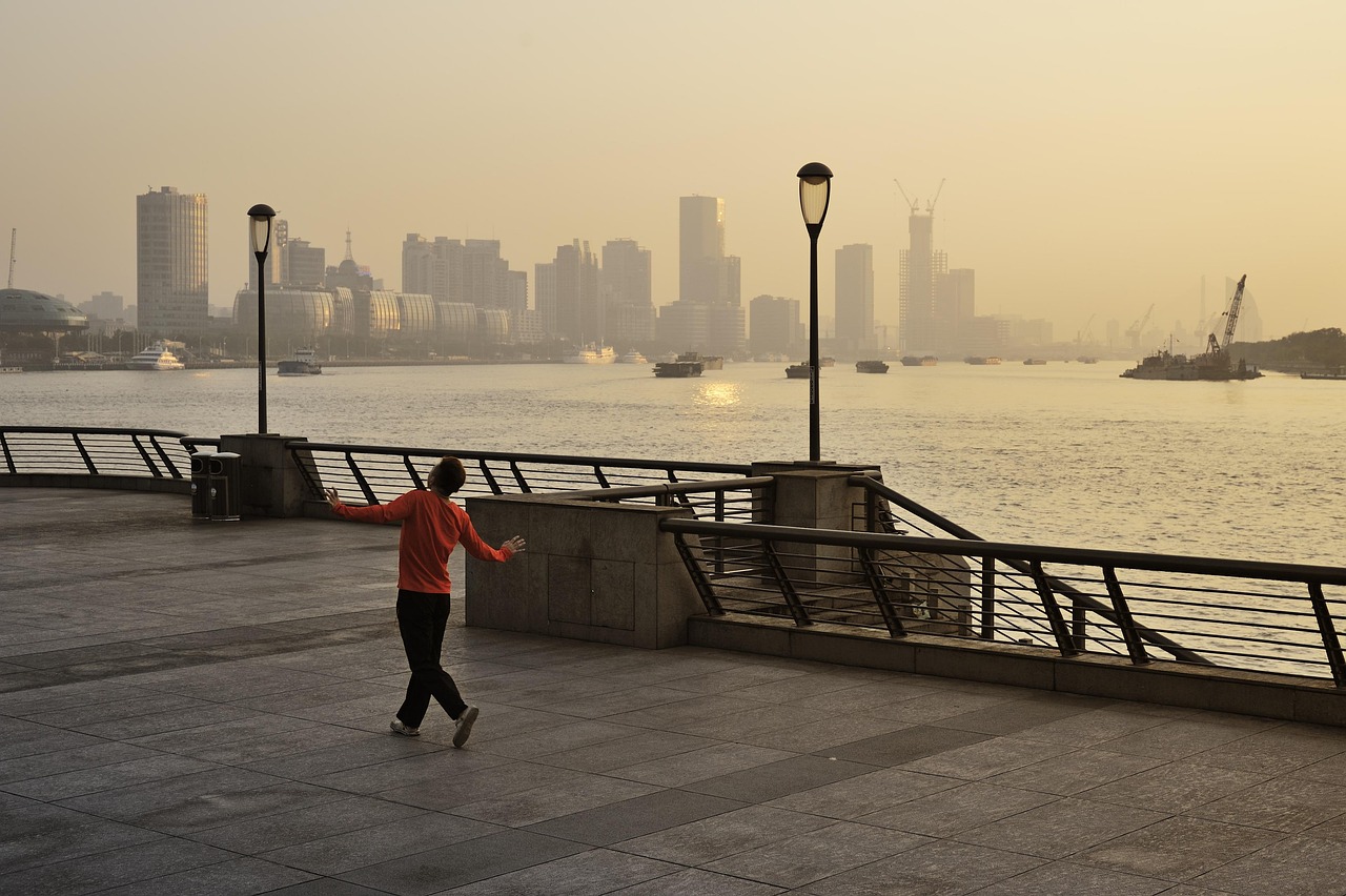 dance, relax, ecstasy, freedom, nature, unfettered, the bund, sunrise, sunshine, intoxication, romance, a romantic man, free, revel, romantic