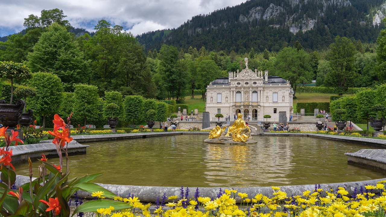 linderhof palace, castle, palace garden, garden architecture, park, architecture, sightseeing, king ludwig, tourism, to travel, bavaria, germany