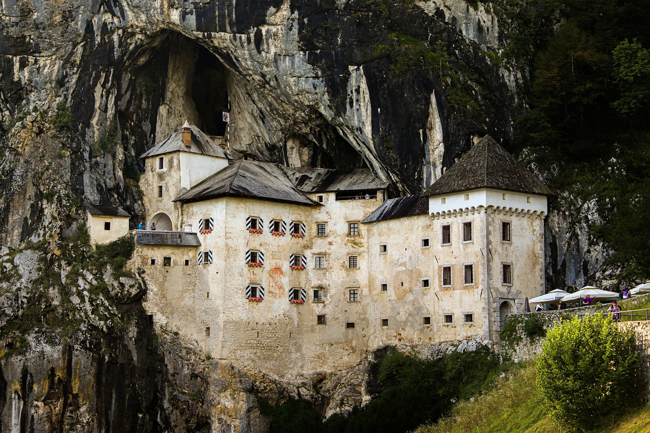 castle, slovenia, predjama, tourism, mountains, predjamski, fortress, nature, stone, cliffs, building, architecutre, facade, edifice, fortification, old, middle ages, history, places of interest, historically, landscape