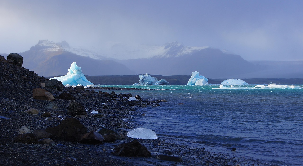 iceland, fjallsarlon, the glacial lagoon, iceberg lagoon, iceberg, nature, lagoon, mountains, landscape