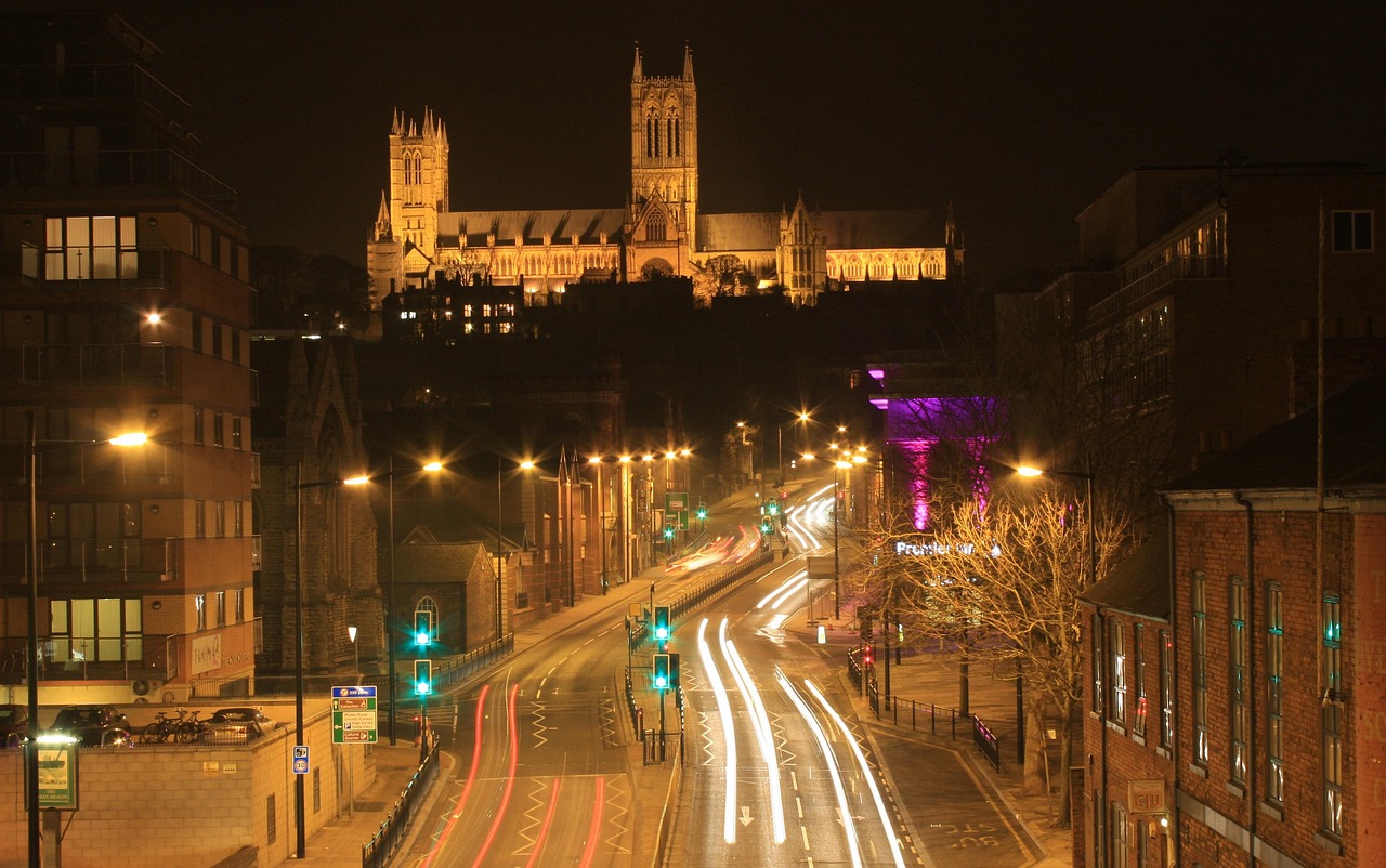 cathedral, lincoln, broadgate lincoln, castle hill, england