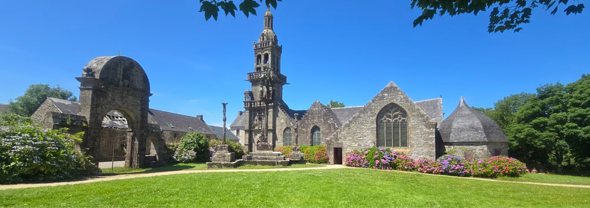 A large building with a tower in the middle of it