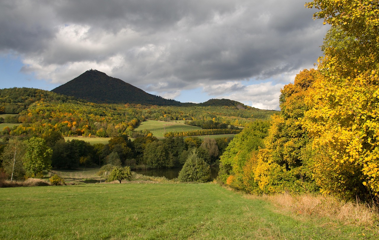 country, autumn, nature, colors, view, leaves, autumn leaves, czech central highlands, milešovka, tourism, trip, meadow, sky, milešovka, milešovka, milešovka, milešovka, milešovka