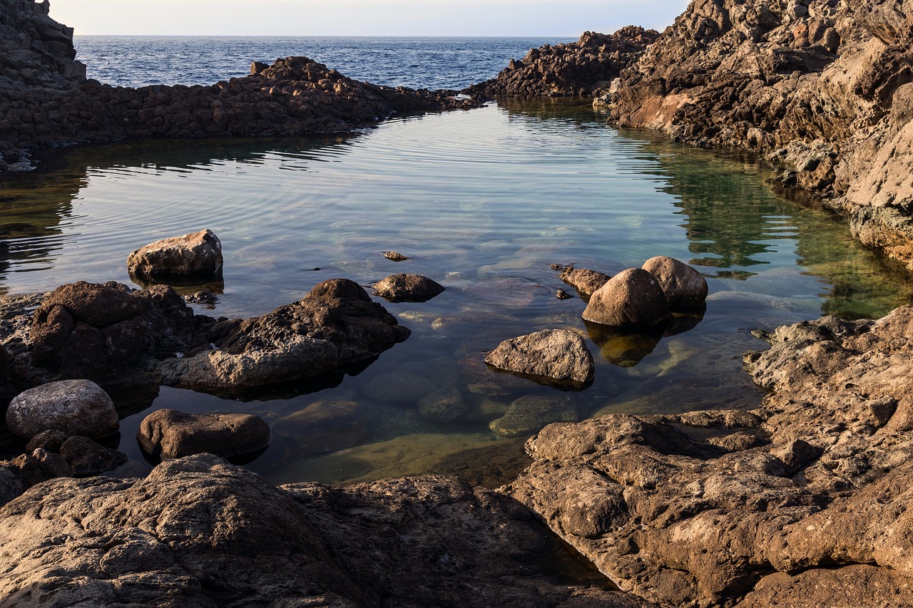 lake, rocks, coast, shore, island, pantelleria, italy, lake mirror of venus, vacation, travel, landscape, sicily, tourism, trip, sea, holiday, water, relaxation, nature, pantelleria, pantelleria, pantelleria, pantelleria, pantelleria