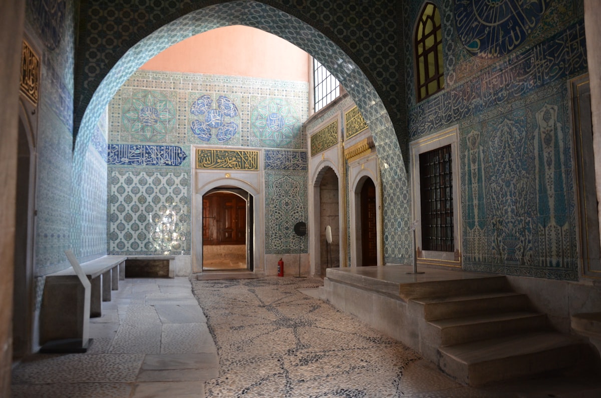 brown and white concrete building