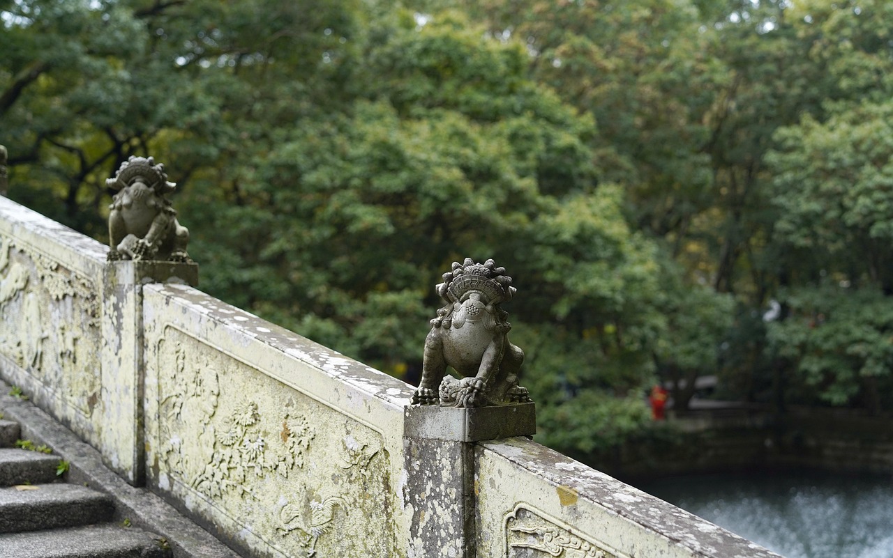 sculpture, lion, temple, nature, art, decoration