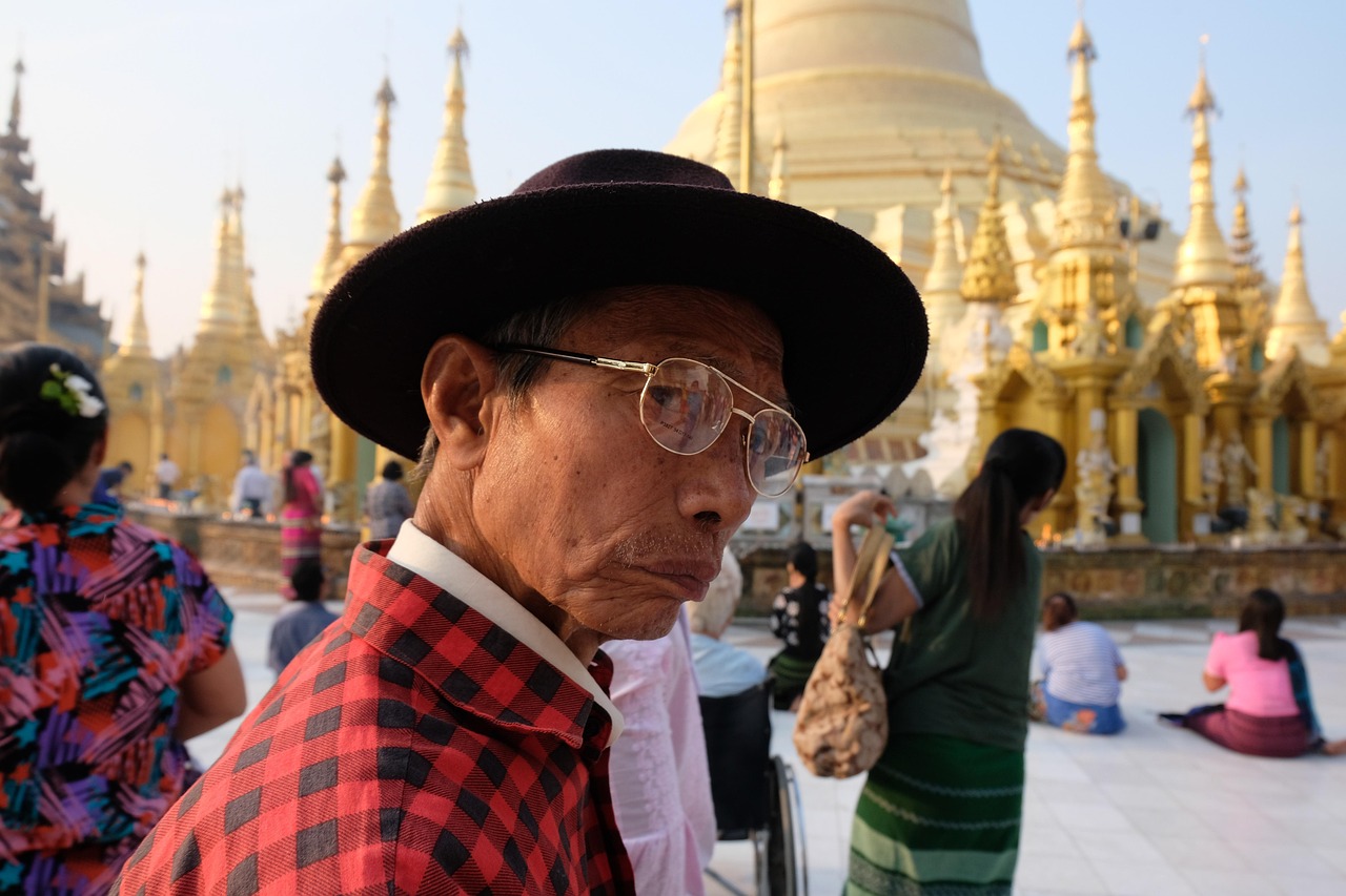 man, people, shwedagon, buddha purnima, street photography close up, face, eyes, yangon, travel, pagoda, buddha