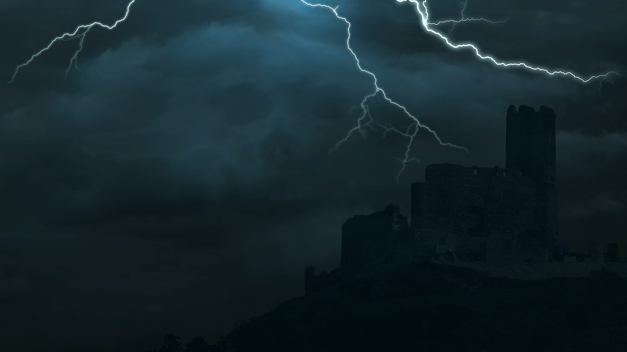 castle, clouds, storm, thunderstorm, flashes, skull, gruesome, horror, castle ruins, heaven, nature, fears