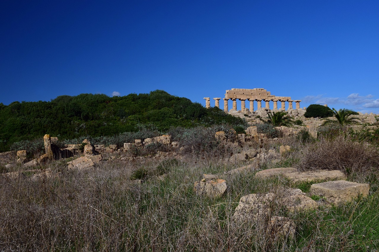 temple, greek, ruin, sightseeing, antiquity, ancient, sicily, greece, columns, greek city, site, classical architecture, selinunte, the temple of selinunte, abandoned, weathered, landscape, next, karg, memory, past, transience