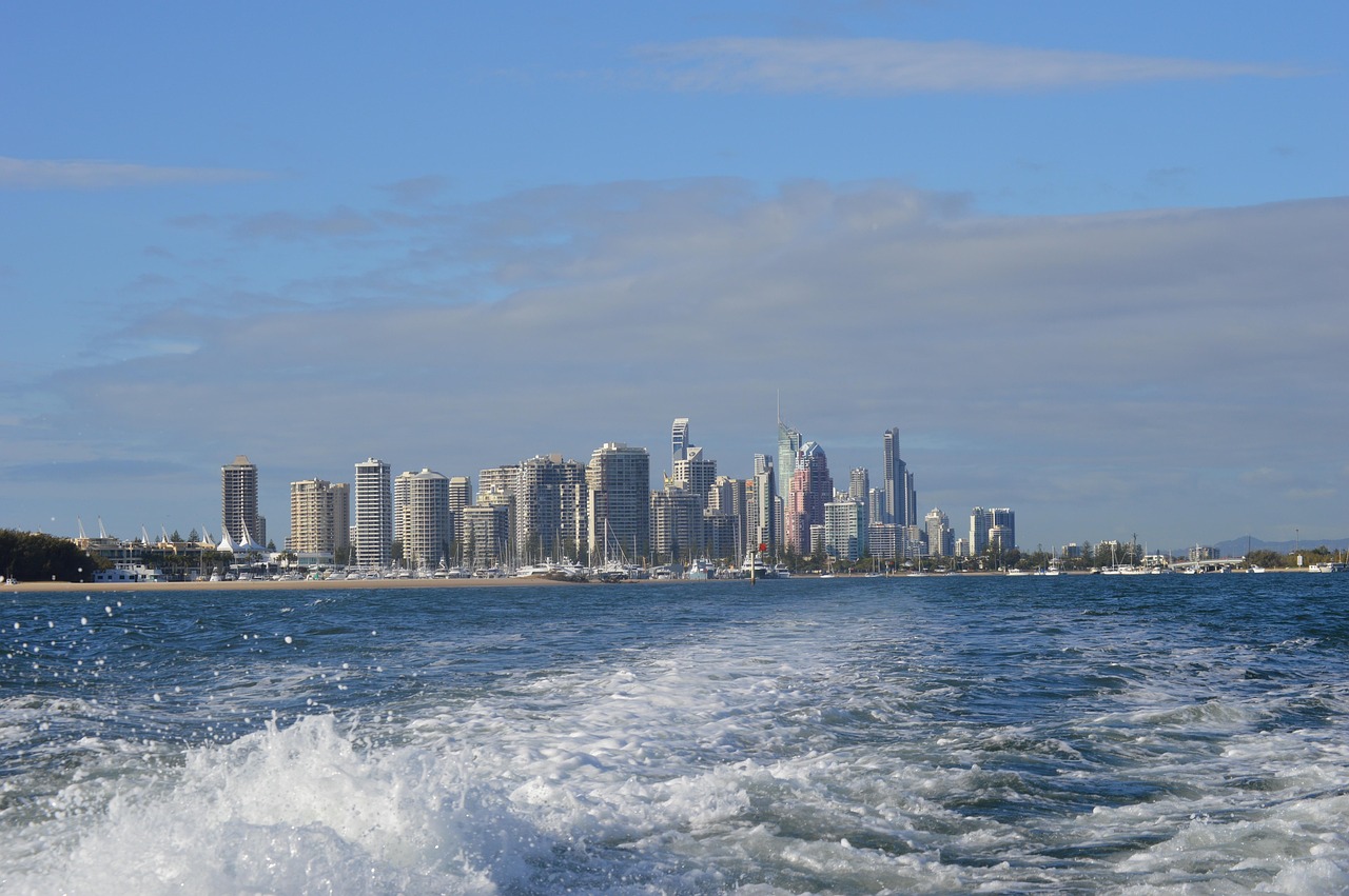 brisbane, gold coast australia, whale watching, big city, tall buildings, skyscrapers, nature, water, waves, blue watch