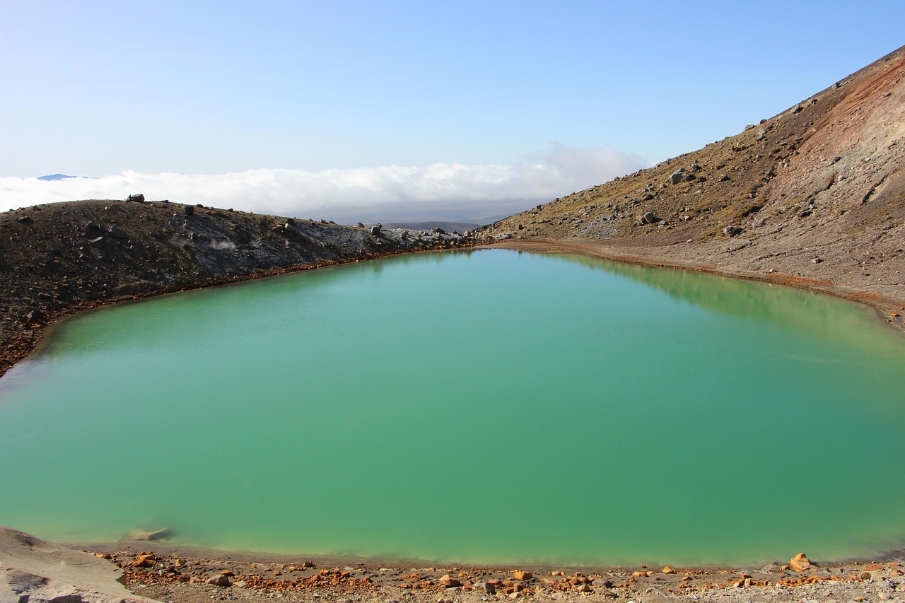 tongariro national park, lake, new zealand, mountains, nature, landscape