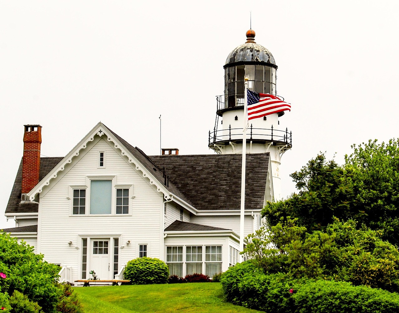 lighthouse, maine, coastal, flag, american, cape, elizabeth, park, state, maritime, beacon