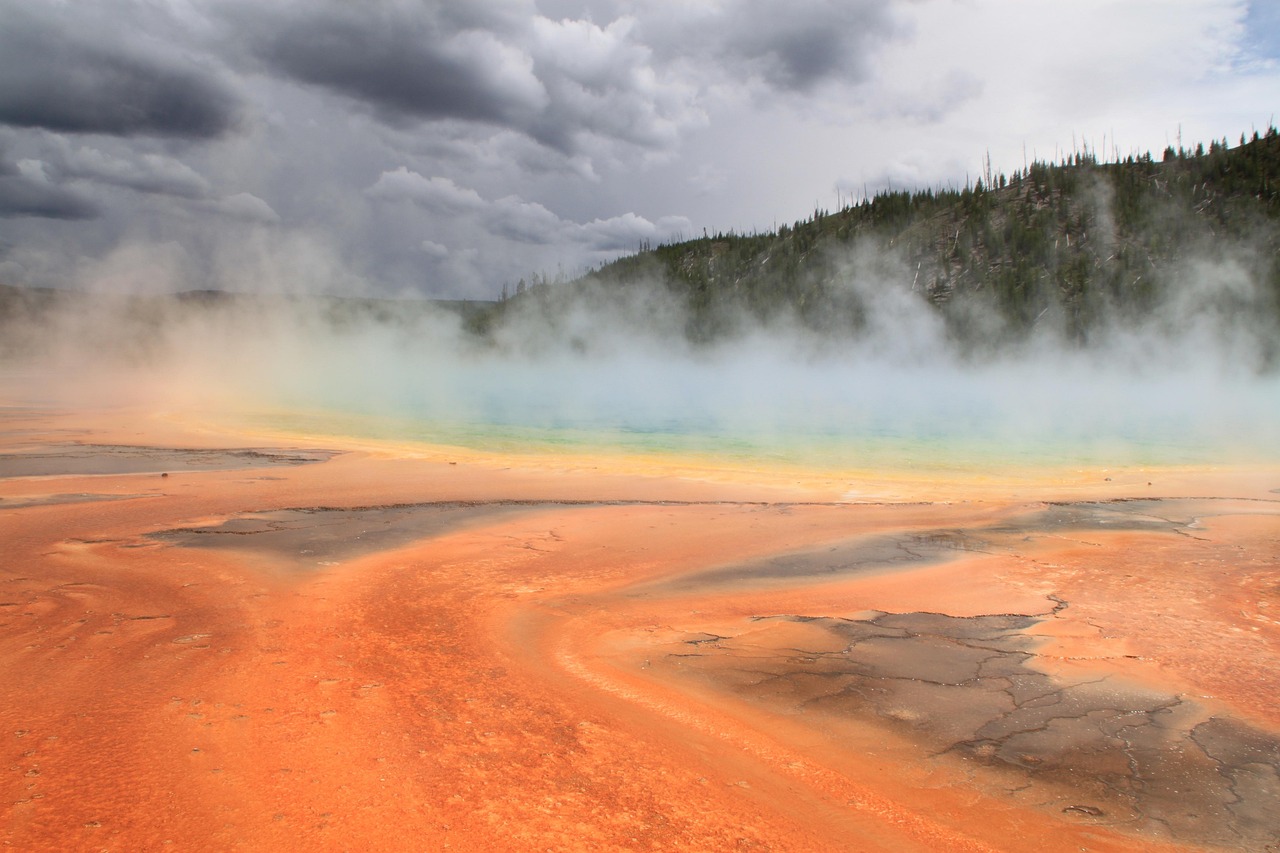 grand prismatic spring, yellowstone, steam, spring, wyoming, national, park, grand, hot, prismatic, volcano, travel, nature, geothermal