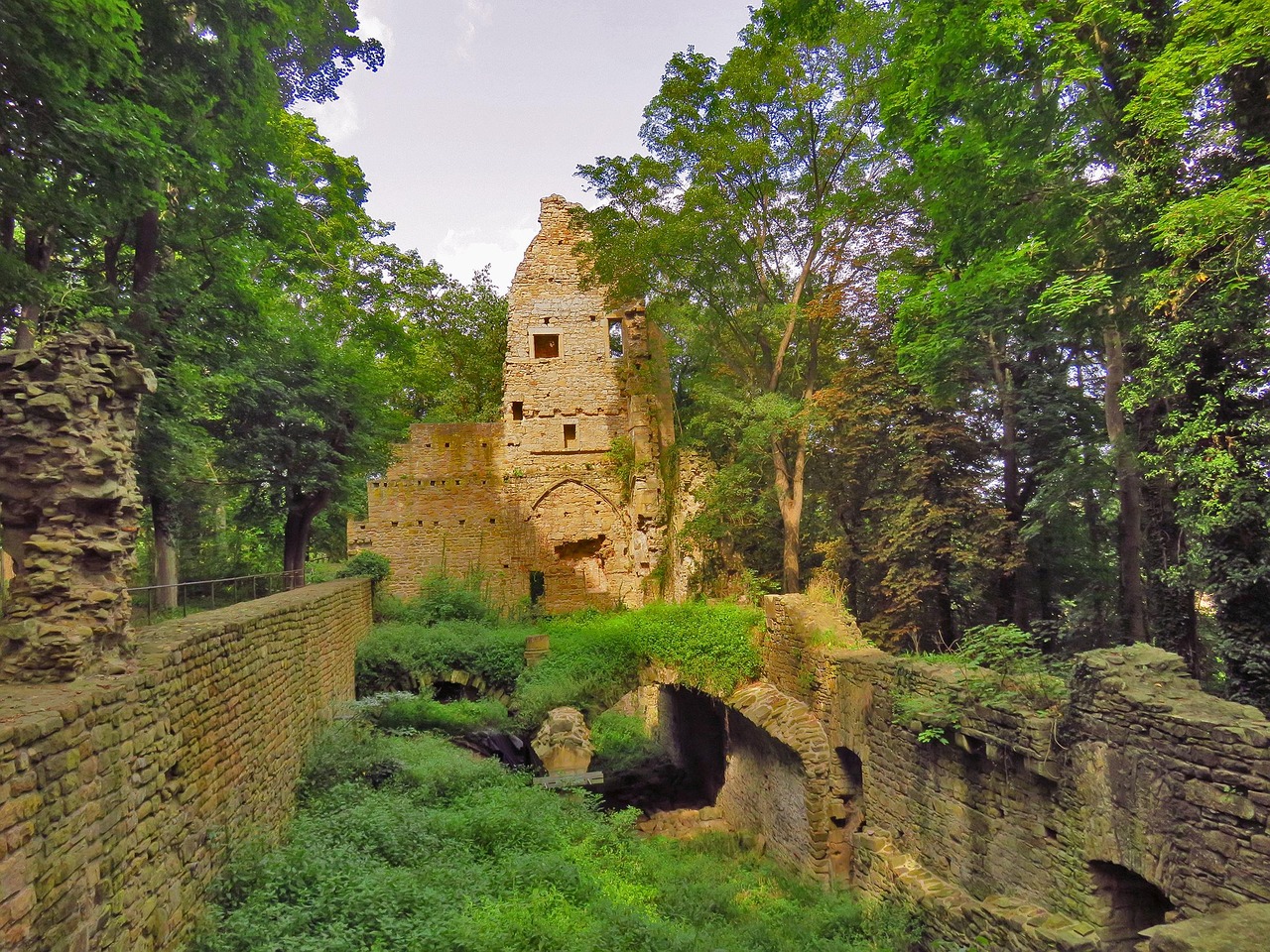 monastery, ruin, wall remnants, decay, abbey, monastery ruin, hildegard von bingen