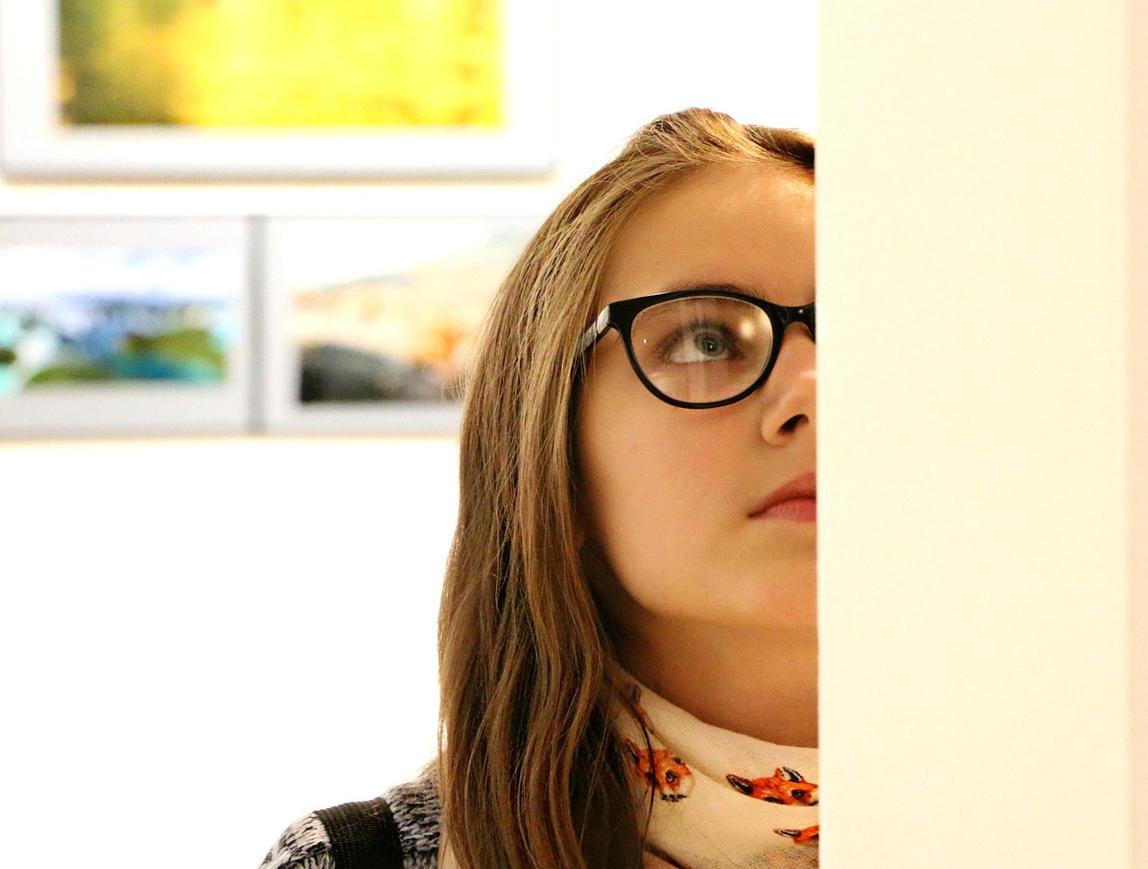 gallery, paintings, museum, girl, watch, art, exhibition, glasses, sight, design, gallery, museum, museum, museum, museum, museum, exhibition