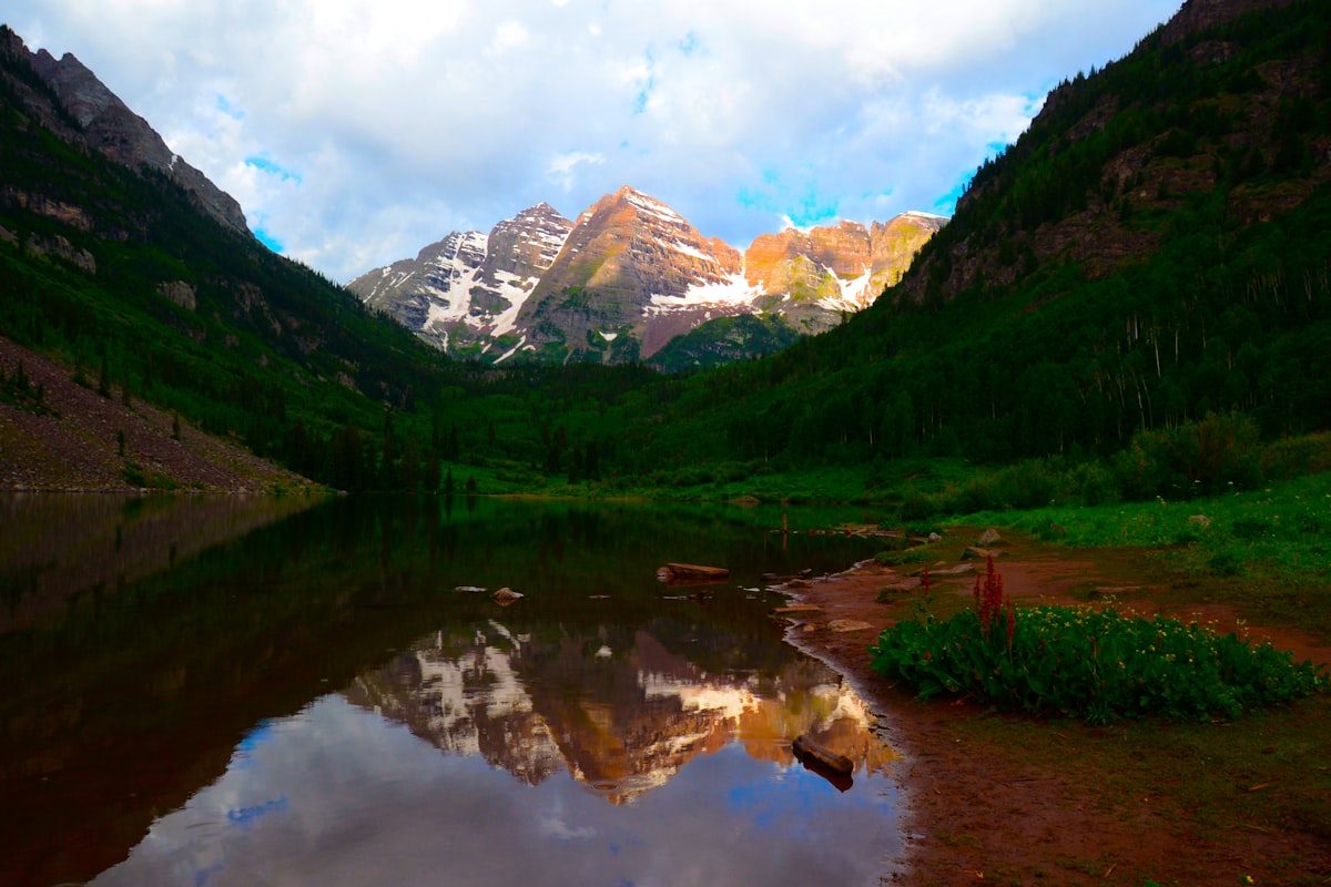 photography of mountain range during daytime