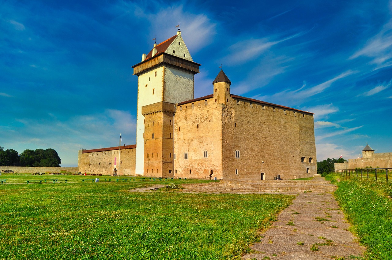 estonia, narva, monument, castle, torre, history, fortress, old, estonia, narva, narva, narva, narva, narva