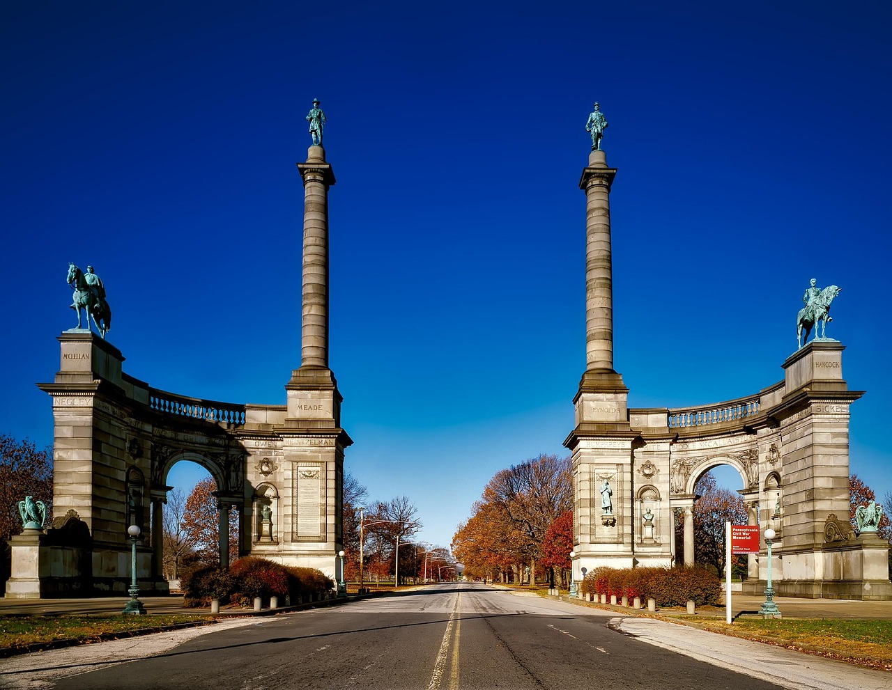 civil war memorial, monuments, statues, fairmont park, philadelphia, pennsylvania, landmark, nature, historic, road, entrance, pillars, hdr, landscape, fall, autumn, trees, blue road, blue war, blue memory