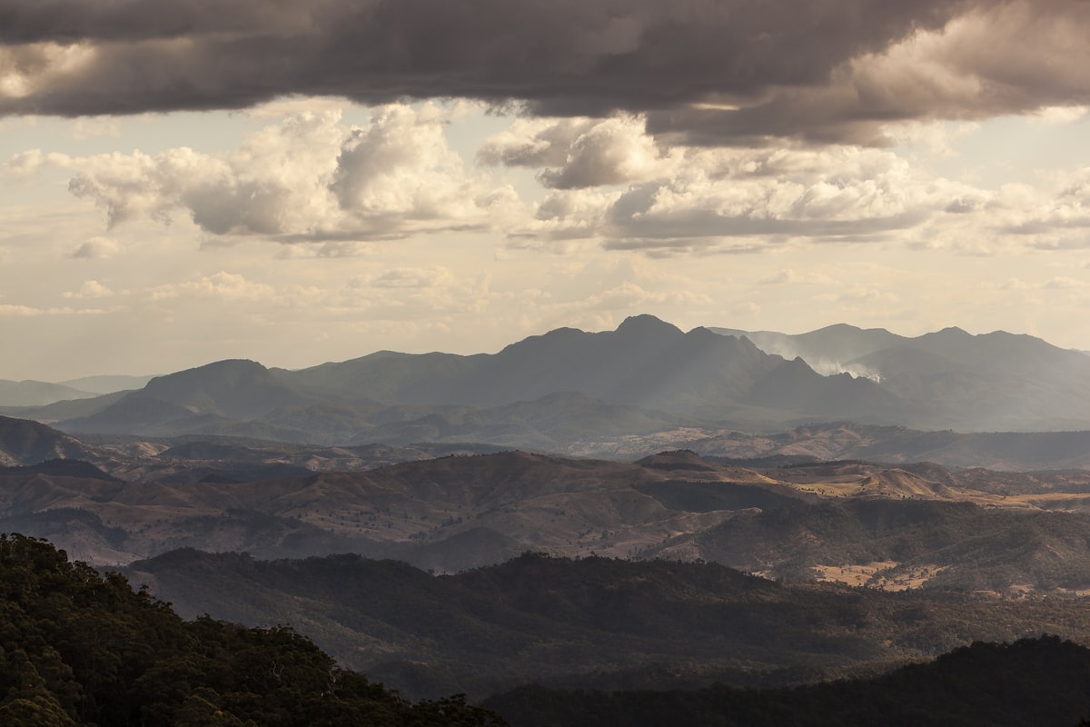 brown mountains
