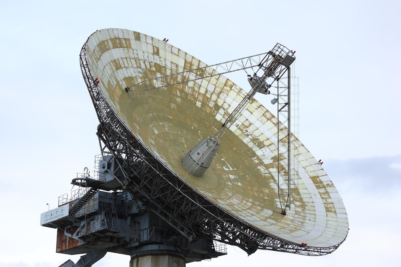 latvia, irbene, radio, telescope, dish, 32m, antenna, receiver, research, astronomy, soviet, ussr, instrument, scientific, observatory
