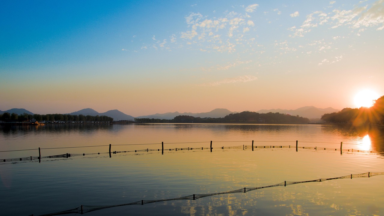 west lake sunset, the fall of the west lake