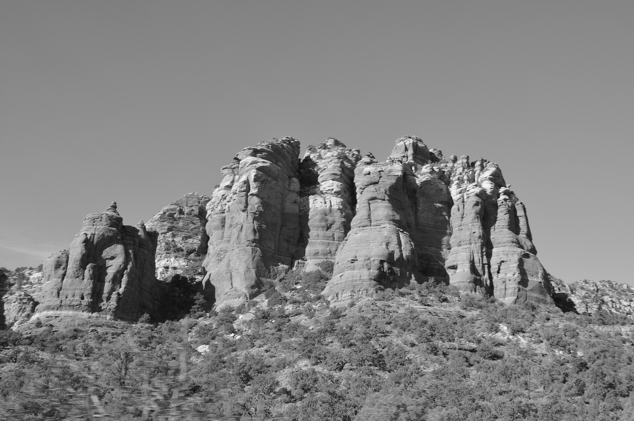 sedona, arizona, black and white, landscape, rocks, desert, cliff, red rock country, travel, formation, geological, geography, erosion, mountain, nature, gray desert