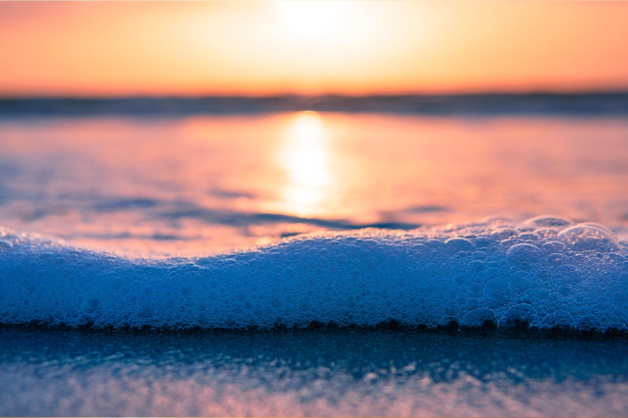 bubbles, sea foam, spume, beach, sunset, ocean, sea, seashore, shore, sand, ebb, waves, nature, coast, coastline, dusk, sunrise, seaside, tropical