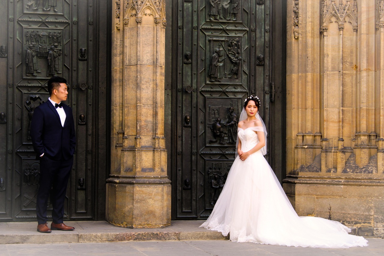 prague, st vitus cathedral, bride and groom, czech republic, dom, church, architecture, wedding dress, prague, prague, prague, prague, prague, czech republic, czech republic