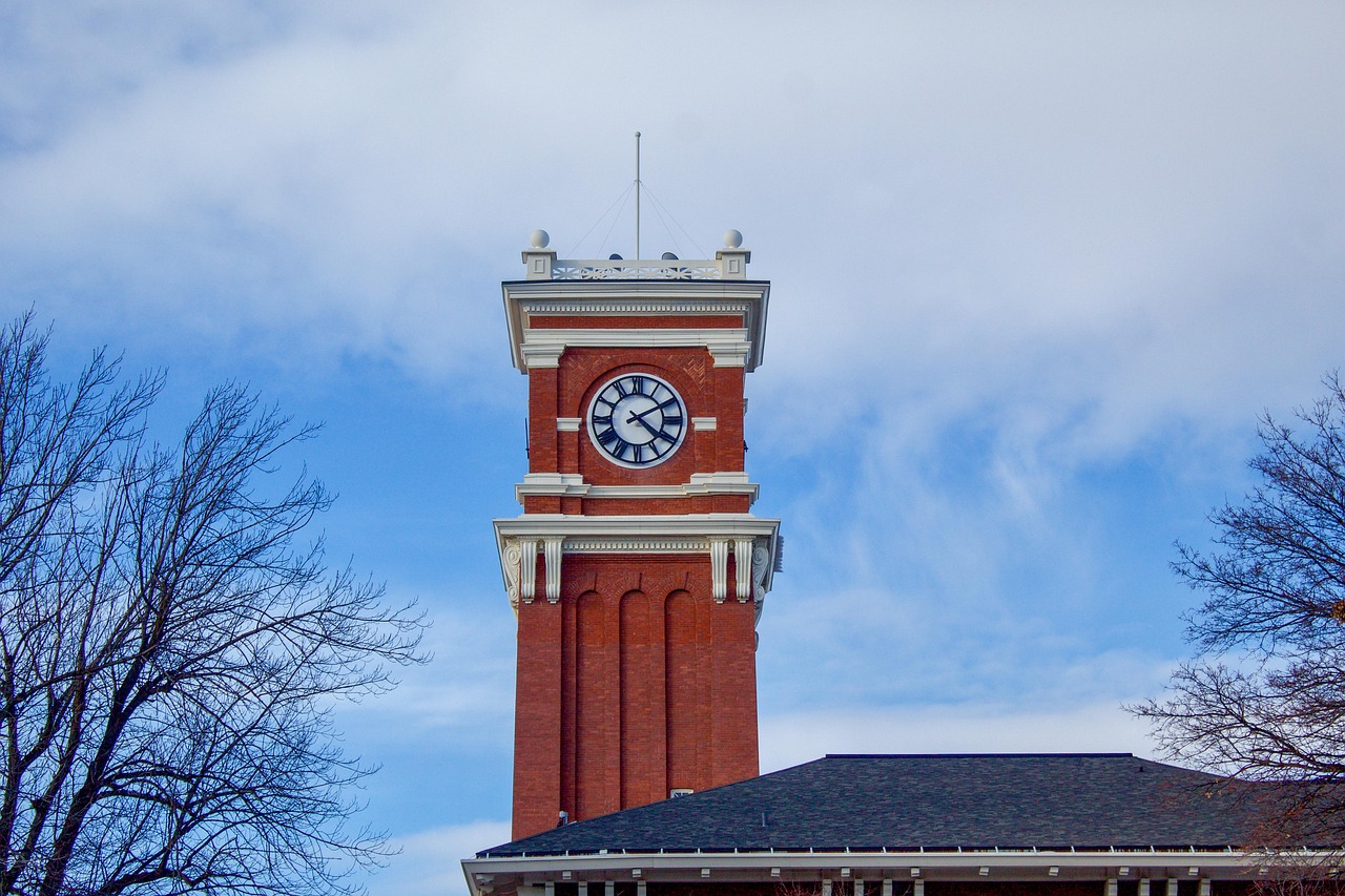 clock, tower, architecture, big, building, landmark, sky, nature, cloudy, brick, tall, washington, state, university, huge, time, scenic, wsu, blue time, blue clock
